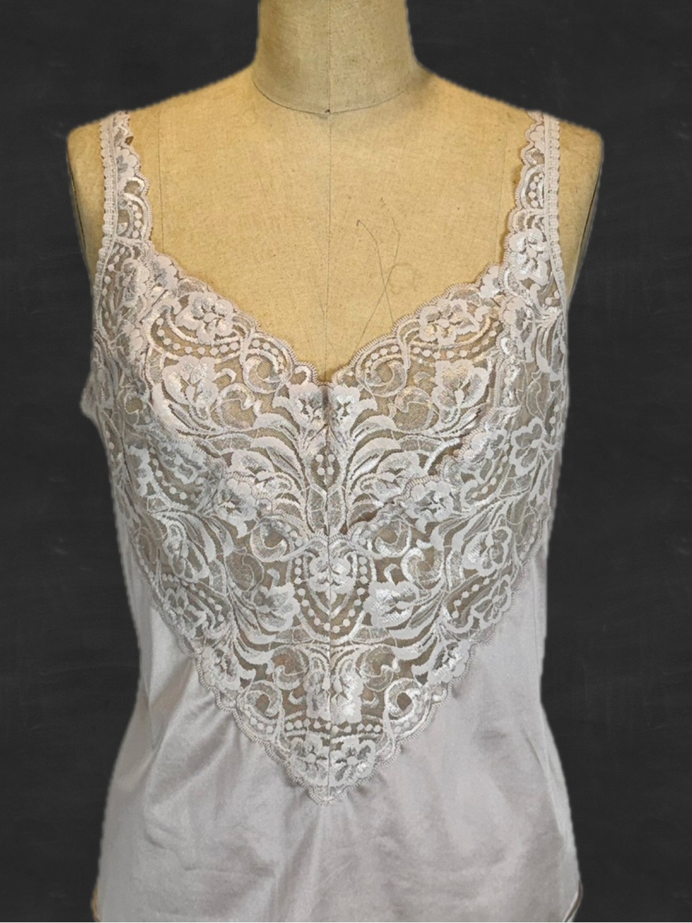 VINTAGE lace embroidered cami tank top camisole pastel baby pink lingerie 80s